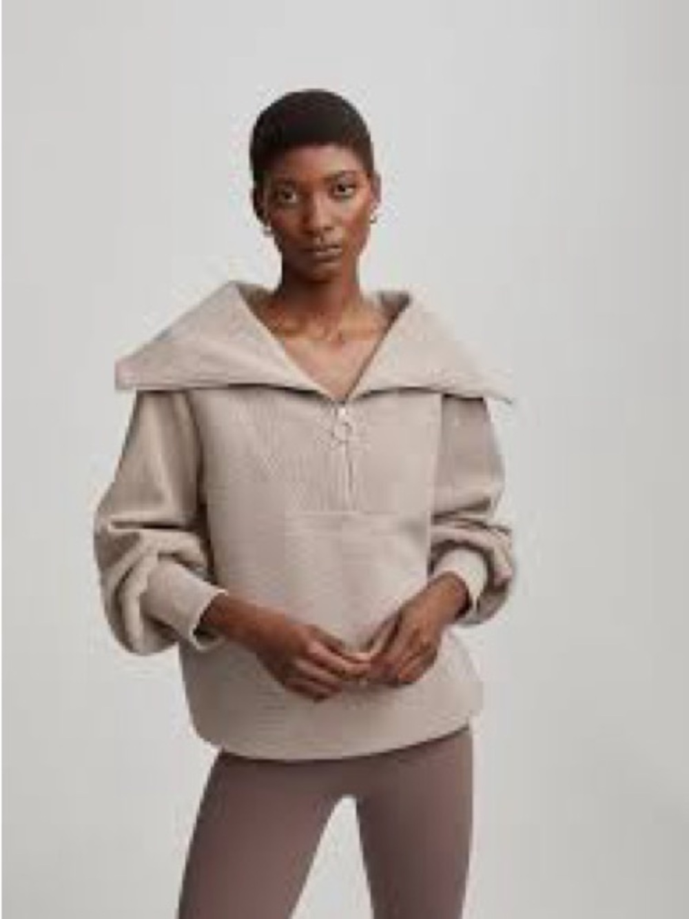 Varley Oversized Off-Shoulder Knit Sweater in Light Taupe